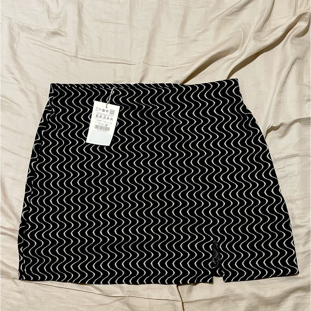 Pull & Bear Knit Printed Mini Skirt